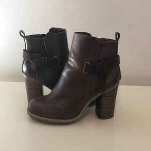 Ankle boots